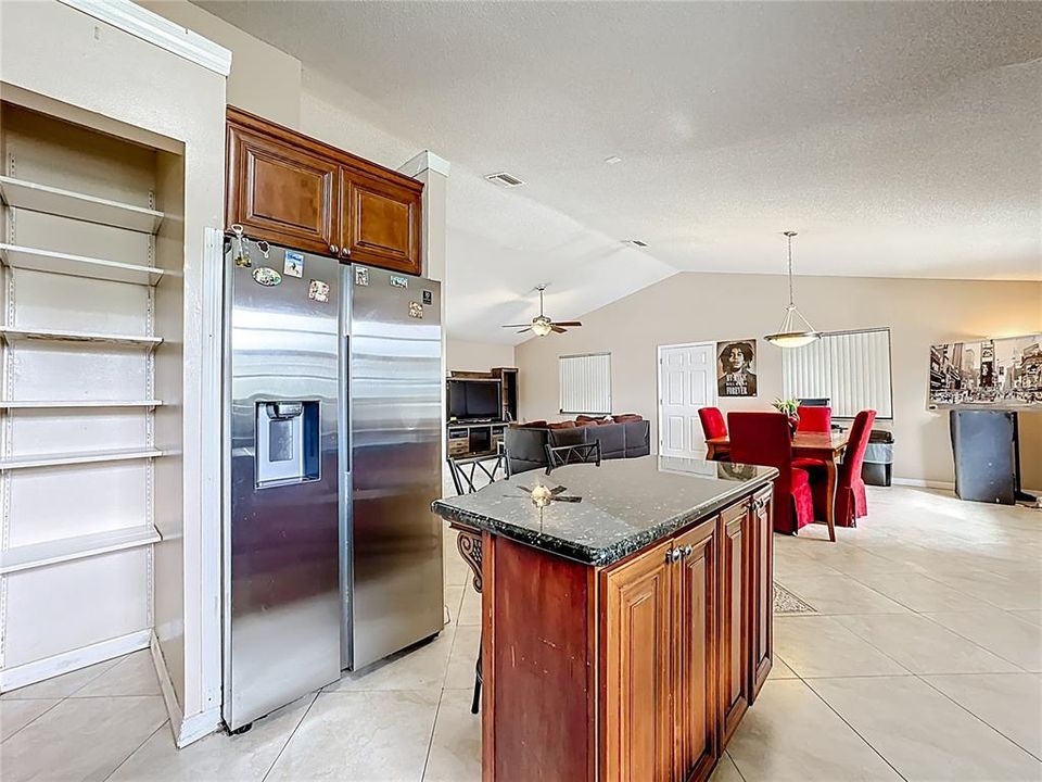 For Sale: $295,000 (3 beds, 2 baths, 1540 Square Feet)