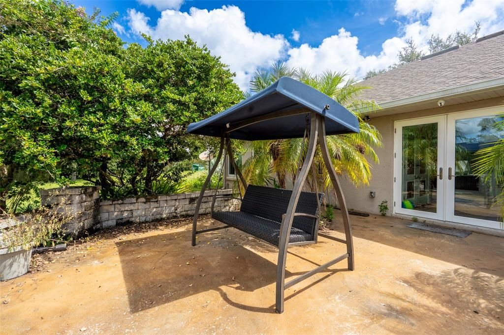 For Sale: $1,089,000 (6 beds, 3 baths, 3452 Square Feet)