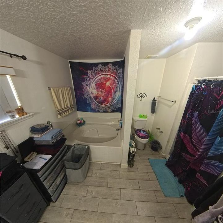 На продажу: $199,000 (3 спален, 2 ванн, 1395 Квадратных фут)