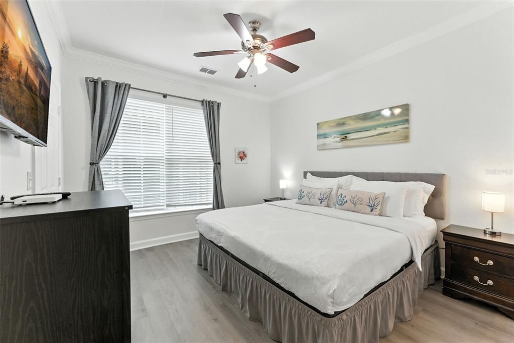 Active With Contract: $215,990 (3 beds, 2 baths, 1244 Square Feet)