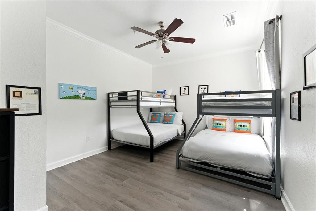 Active With Contract: $215,990 (3 beds, 2 baths, 1244 Square Feet)