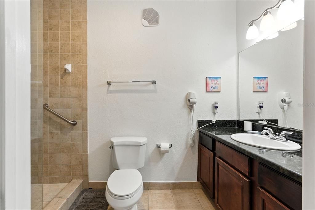 Active With Contract: $215,990 (3 beds, 2 baths, 1244 Square Feet)