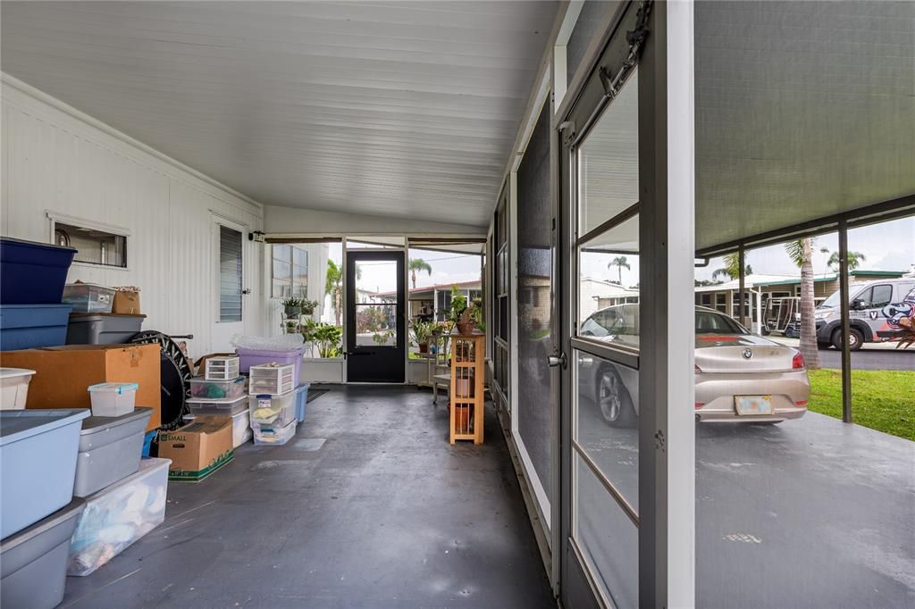 For Sale: $122,000 (2 beds, 1 baths, 624 Square Feet)