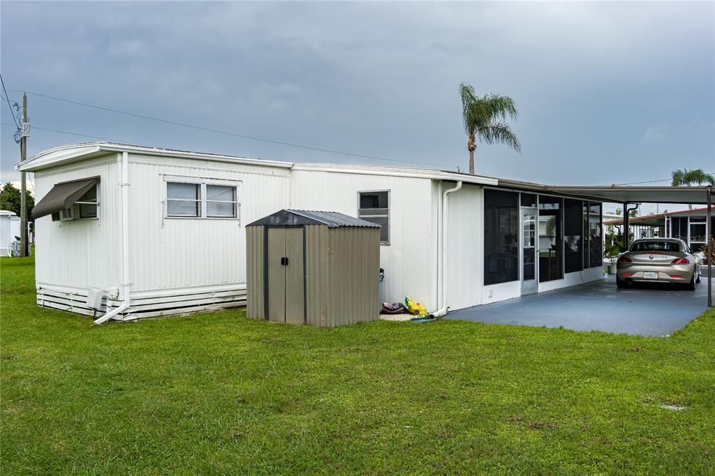 For Sale: $122,000 (2 beds, 1 baths, 624 Square Feet)