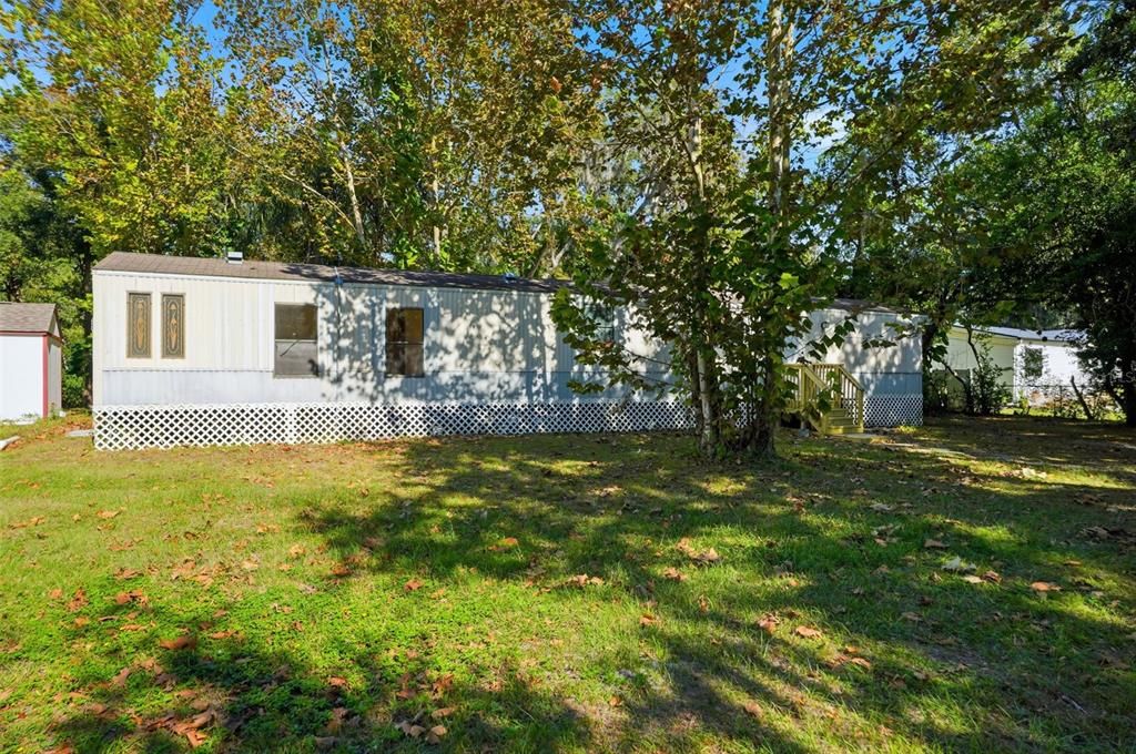 Под контрактом: $165,000 (2 спален, 2 ванн, 924 Квадратных фут)