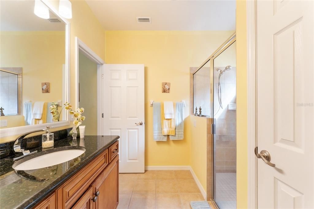 For Sale: $384,600 (3 beds, 2 baths, 1596 Square Feet)