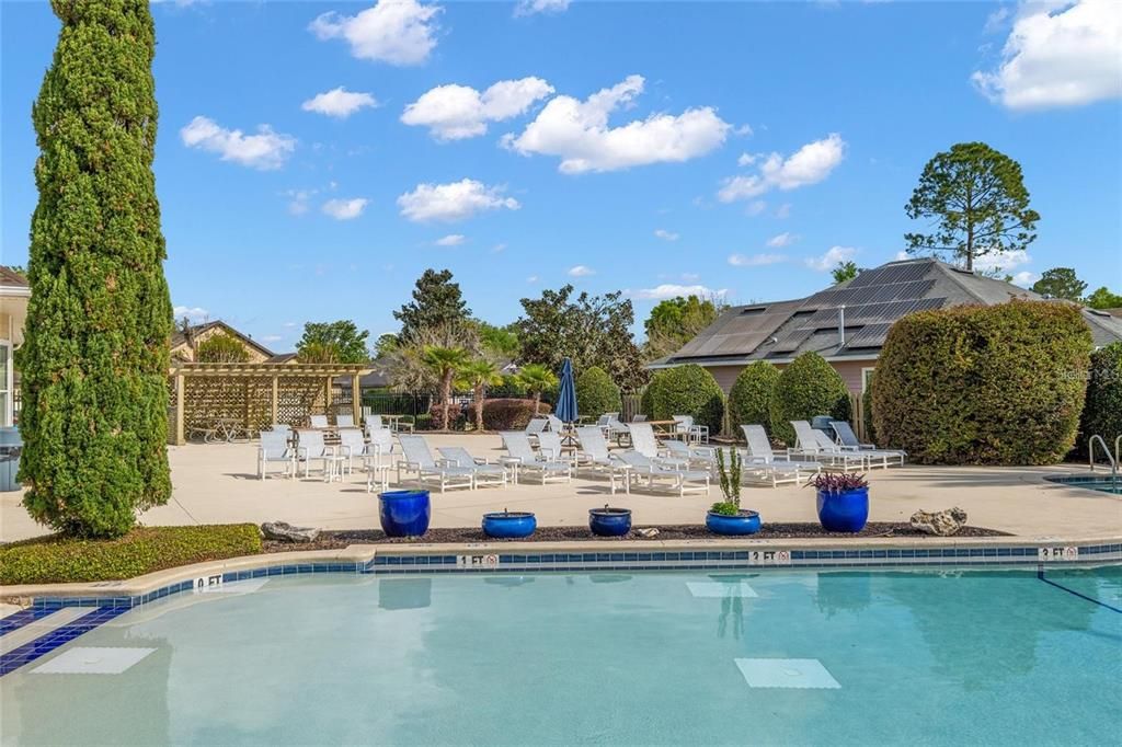 For Sale: $384,600 (3 beds, 2 baths, 1596 Square Feet)