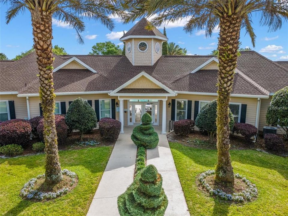 For Sale: $384,600 (3 beds, 2 baths, 1596 Square Feet)