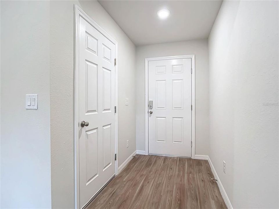 Activo con contrato: $452,400 (4 camas, 0 baños, 2086 Pies cuadrados)