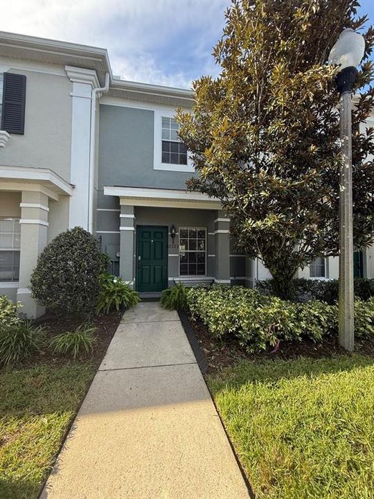 待售: $259,900 (2 贝兹, 2 浴室, 987 平方英尺)