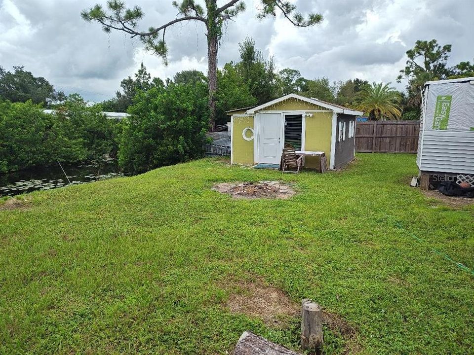 For Sale: $88,000 (2 beds, 1 baths, 564 Square Feet)