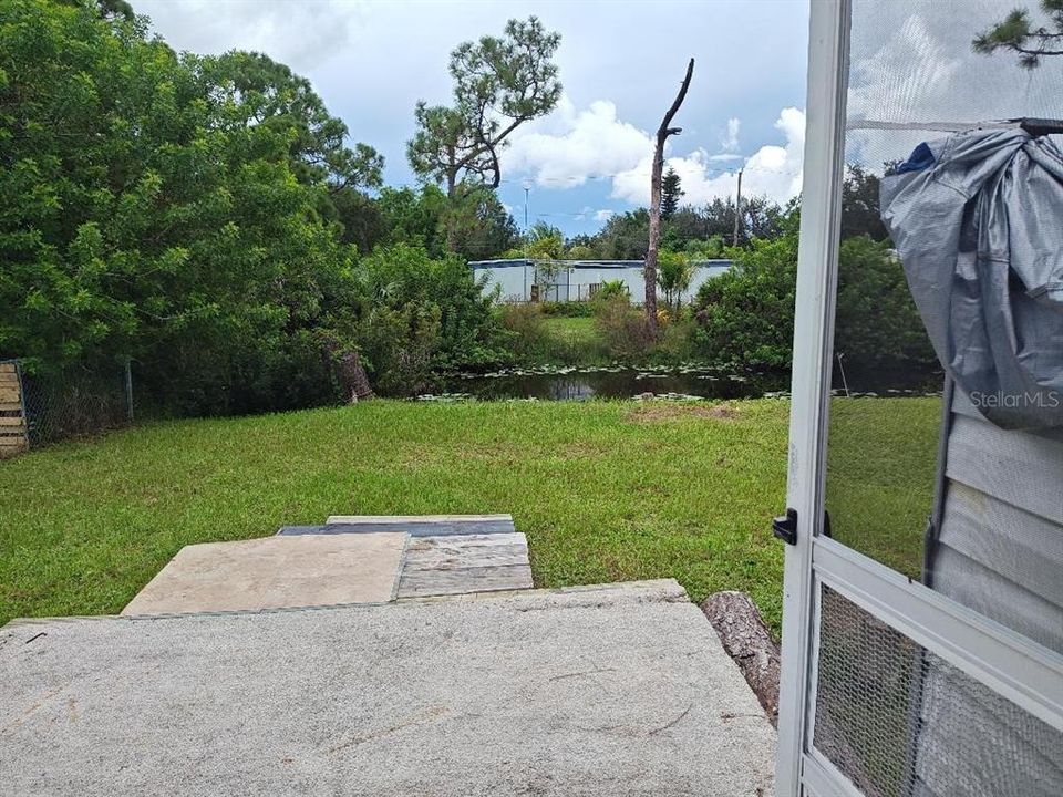 For Sale: $88,000 (2 beds, 1 baths, 564 Square Feet)