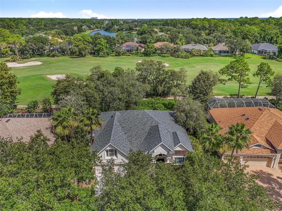 Activo con contrato: $549,900 (4 camas, 2 baños, 3395 Pies cuadrados)