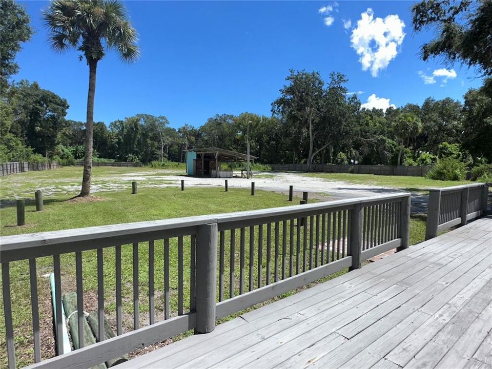 En Venta: $589,000 (3.69 acres)