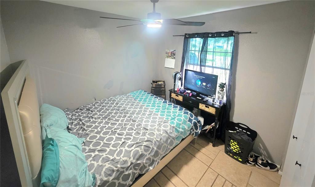 合同活跃: $204,999 (3 贝兹, 2 浴室, 1229 平方英尺)