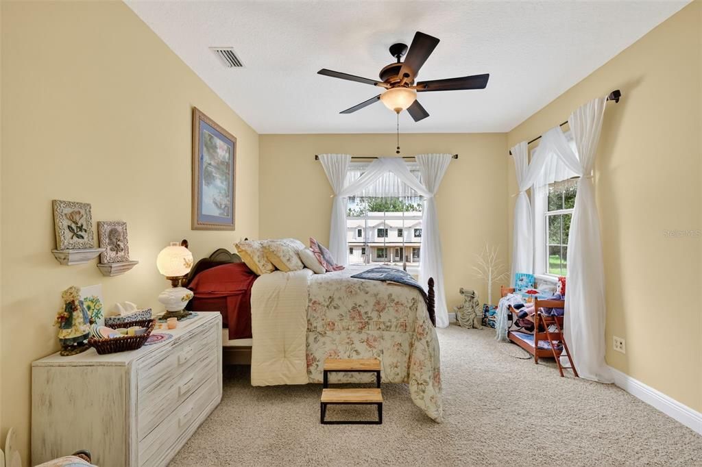 待售: $1,300,000 (5 贝兹, 3 浴室, 4966 平方英尺)