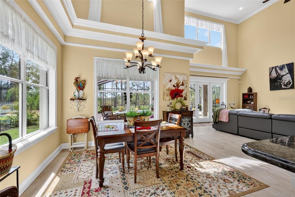 待售: $1,300,000 (5 贝兹, 3 浴室, 4966 平方英尺)