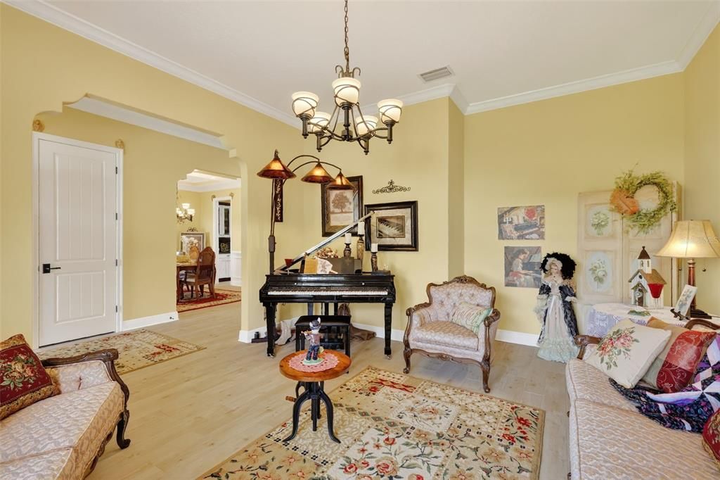 待售: $1,300,000 (5 贝兹, 3 浴室, 4966 平方英尺)