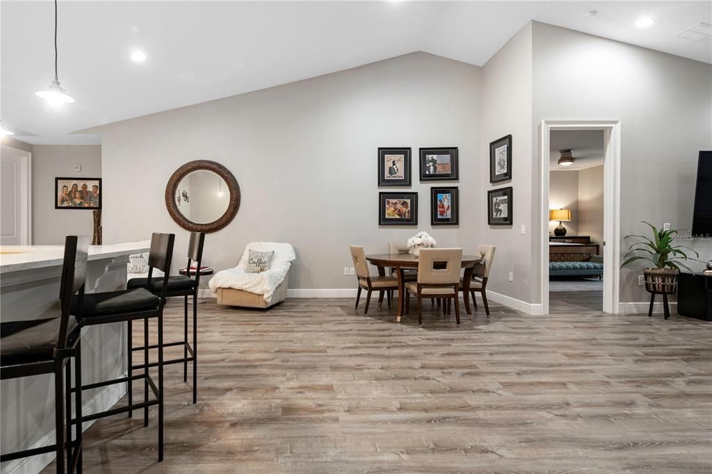 Activo con contrato: $1,798,000 (7 camas, 7 baños, 5329 Pies cuadrados)