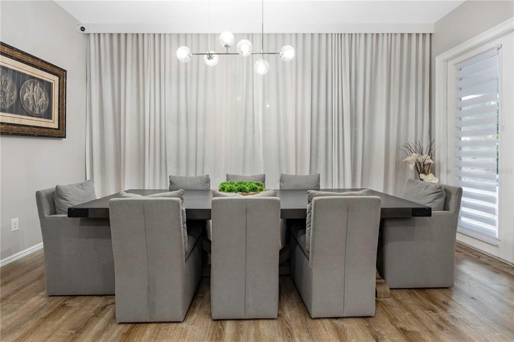 Activo con contrato: $1,798,000 (7 camas, 7 baños, 5329 Pies cuadrados)