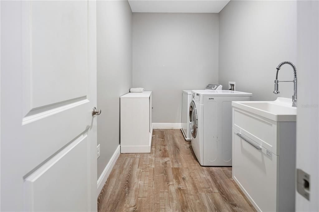 Activo con contrato: $1,798,000 (7 camas, 7 baños, 5329 Pies cuadrados)