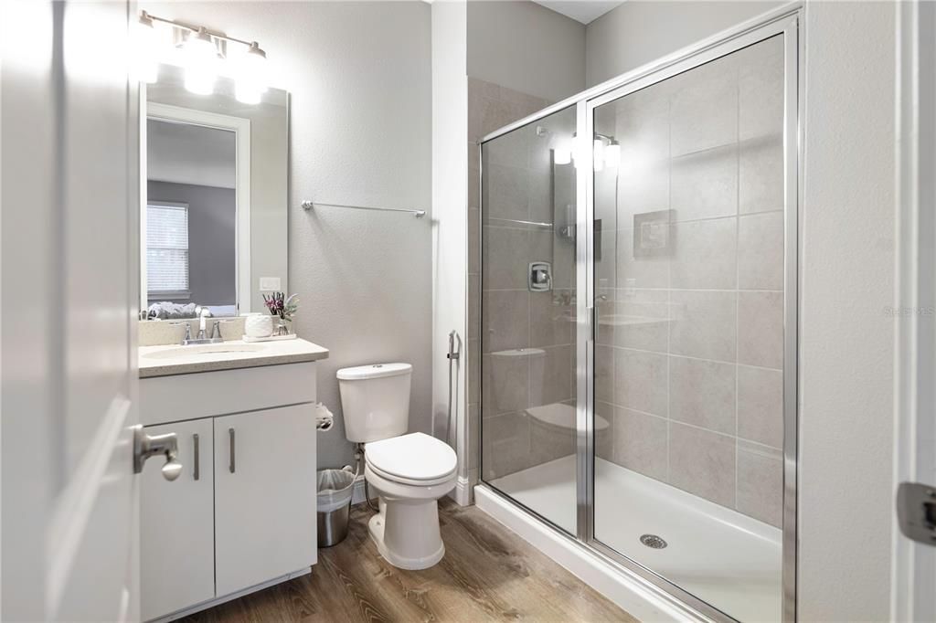 Activo con contrato: $1,798,000 (7 camas, 7 baños, 5329 Pies cuadrados)