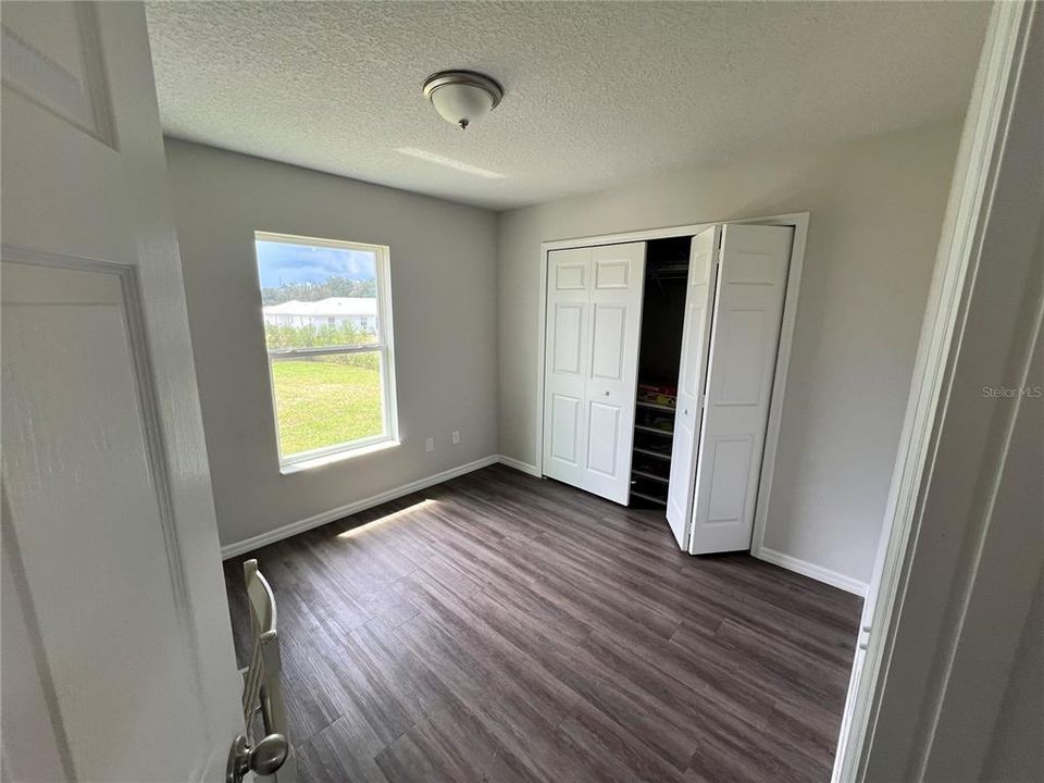 На продажу: $245,000 (3 спален, 2 ванн, 1335 Квадратных фут)