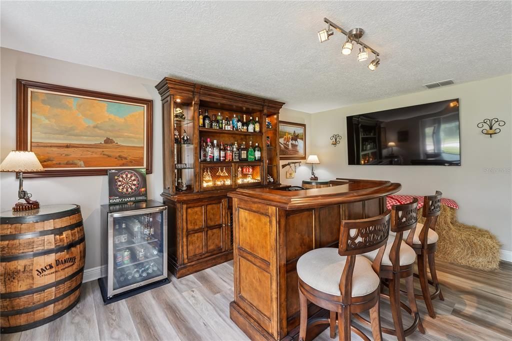 En Venta: $650,000 (5 camas, 4 baños, 3610 Pies cuadrados)