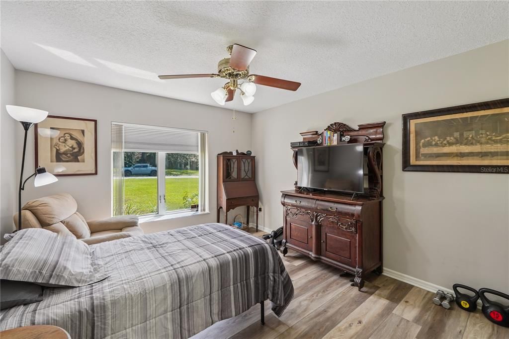 En Venta: $650,000 (5 camas, 4 baños, 3610 Pies cuadrados)