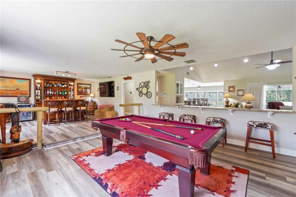 En Venta: $650,000 (5 camas, 4 baños, 3610 Pies cuadrados)