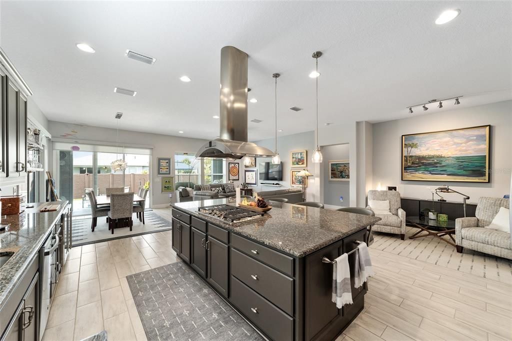 En Venta: $465,000 (3 camas, 2 baños, 2263 Pies cuadrados)