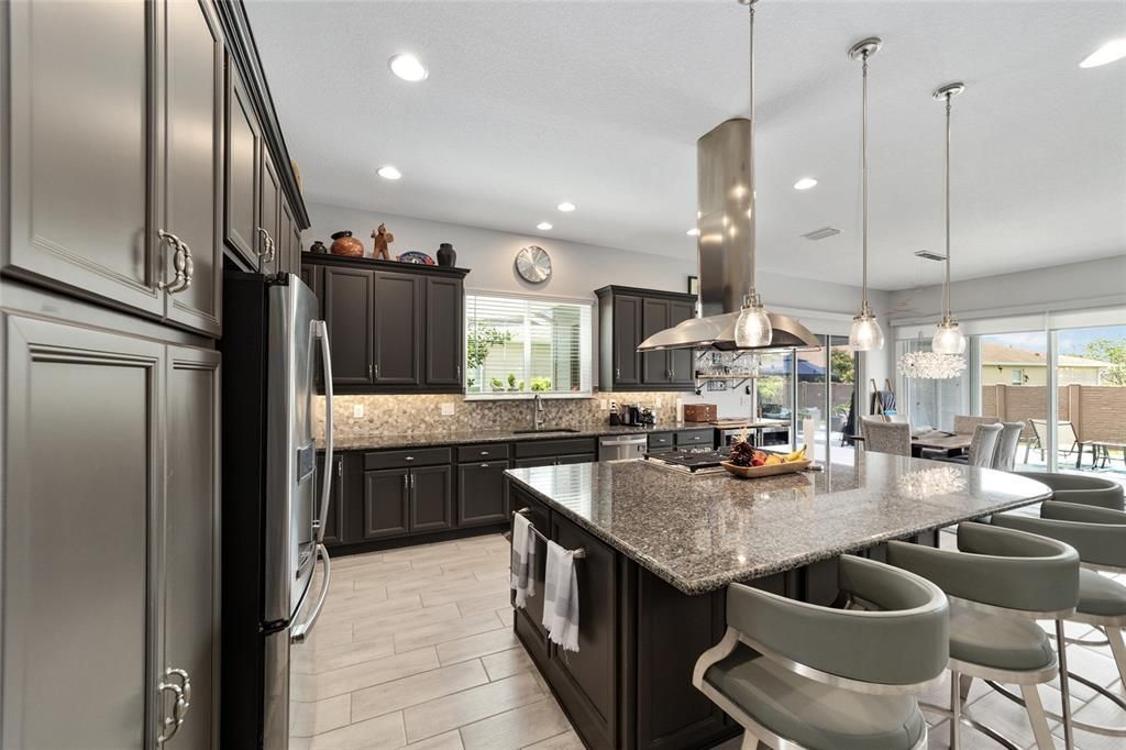 En Venta: $465,000 (3 camas, 2 baños, 2263 Pies cuadrados)