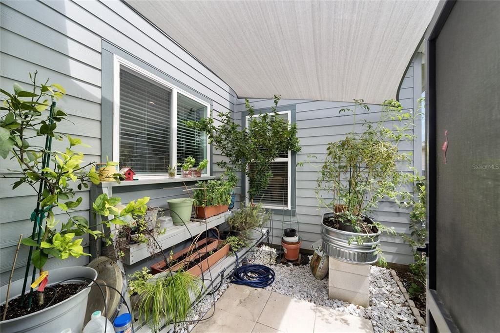 En Venta: $465,000 (3 camas, 2 baños, 2263 Pies cuadrados)