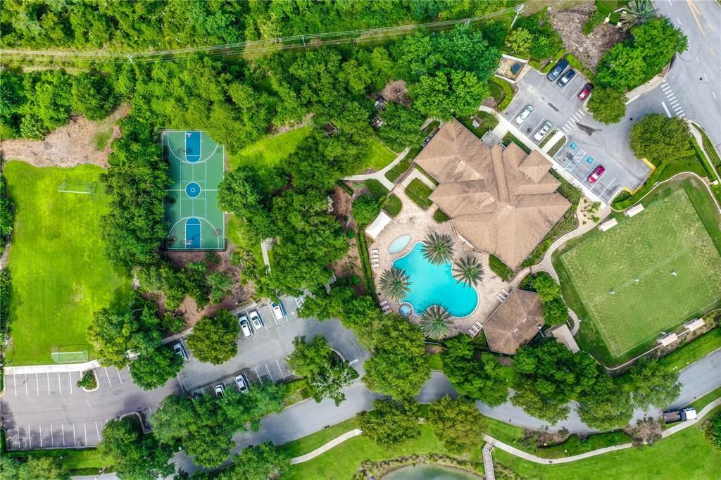 待售: $295,000 (0.72 acres)