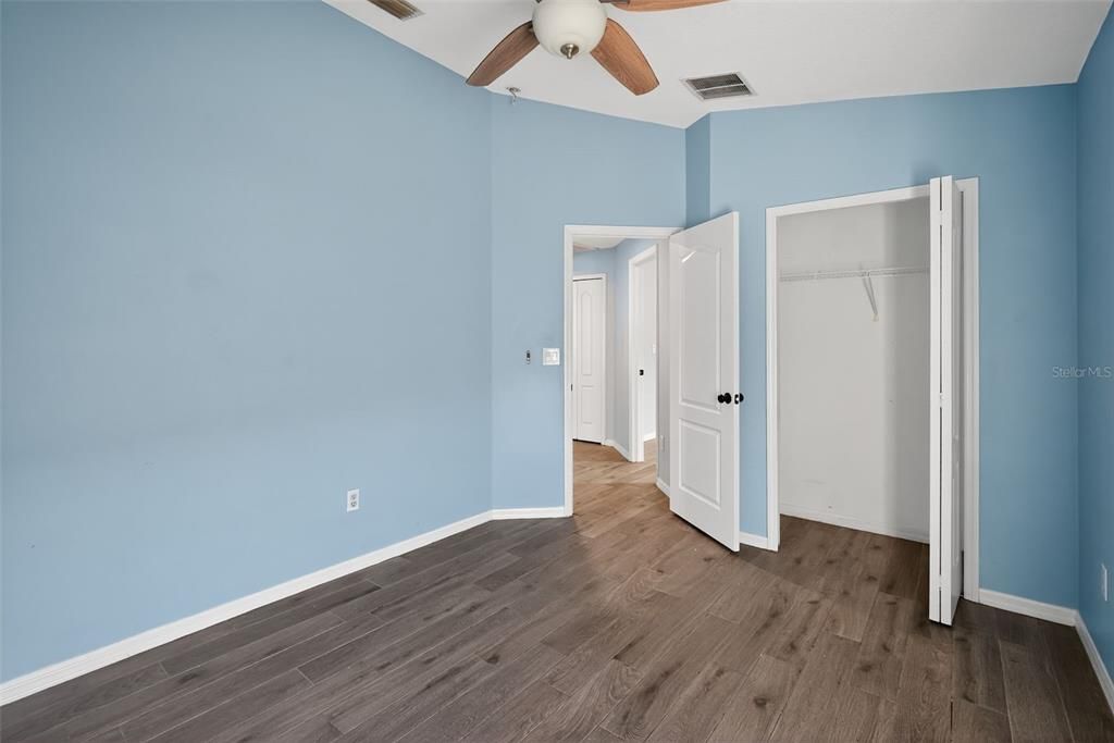 For Sale: $339,000 (3 beds, 2 baths, 1278 Square Feet)