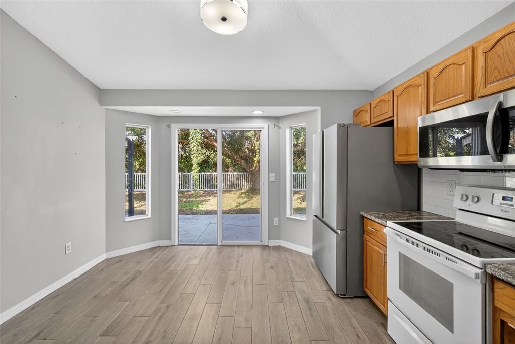 For Sale: $339,000 (3 beds, 2 baths, 1278 Square Feet)