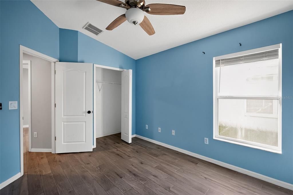 For Sale: $339,000 (3 beds, 2 baths, 1278 Square Feet)