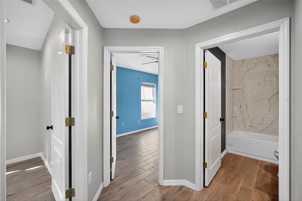 For Sale: $339,000 (3 beds, 2 baths, 1278 Square Feet)