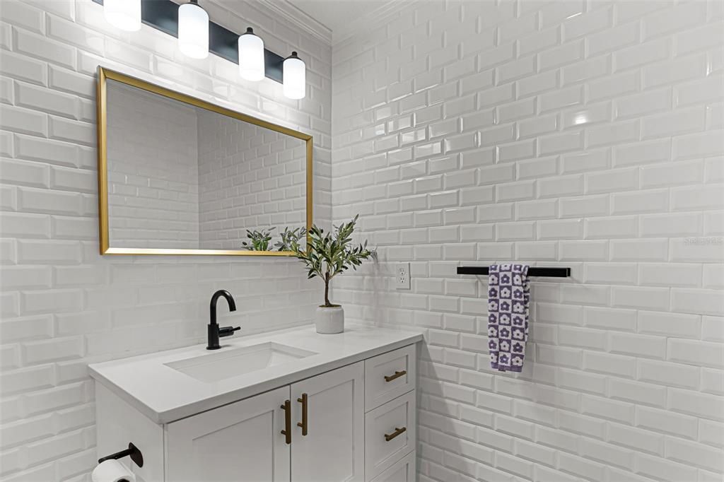 En Venta: $799,900 (4 camas, 3 baños, 2470 Pies cuadrados)