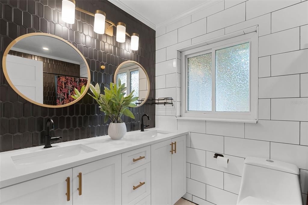 En Venta: $799,900 (4 camas, 3 baños, 2470 Pies cuadrados)