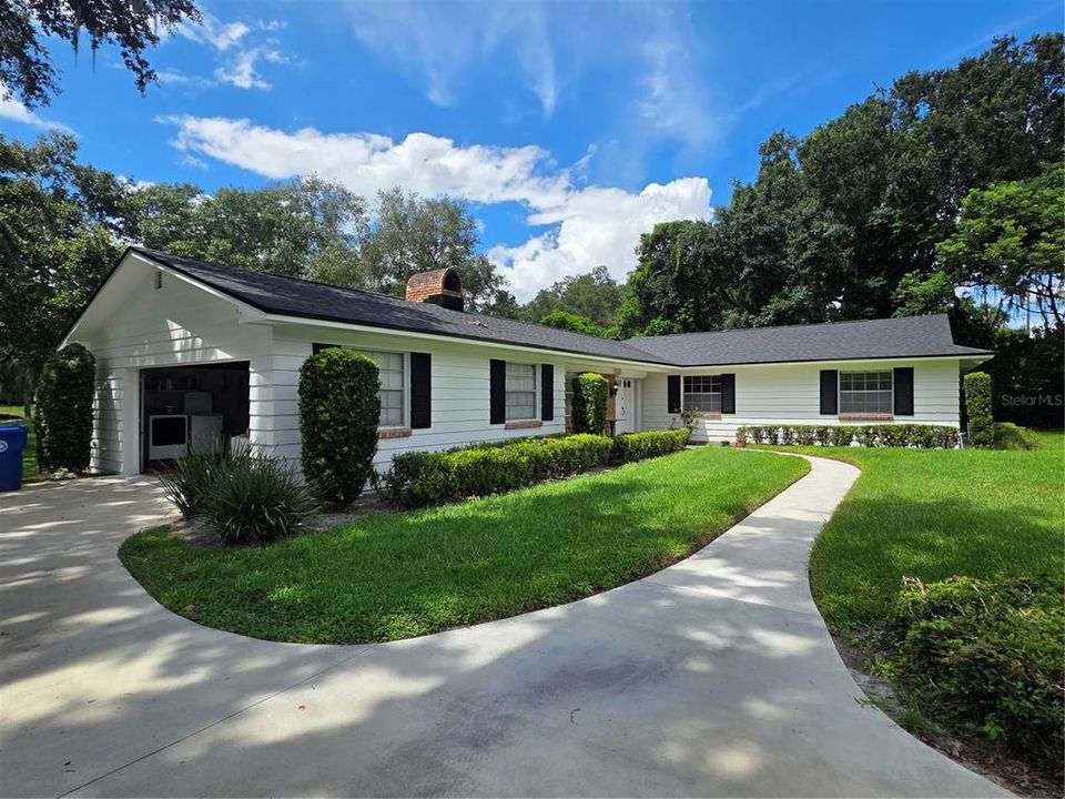 Recently Sold: $510,000 (3 beds, 2 baths, 1833 Square Feet)