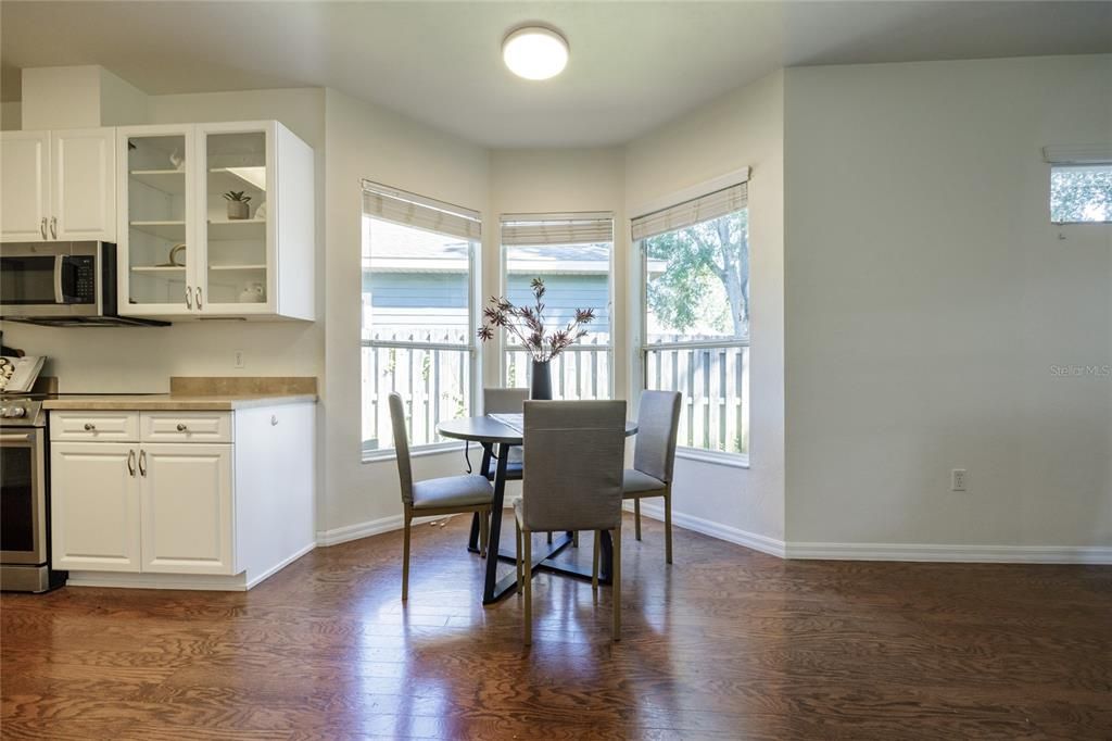 Active With Contract: $399,900 (4 beds, 3 baths, 2453 Square Feet)