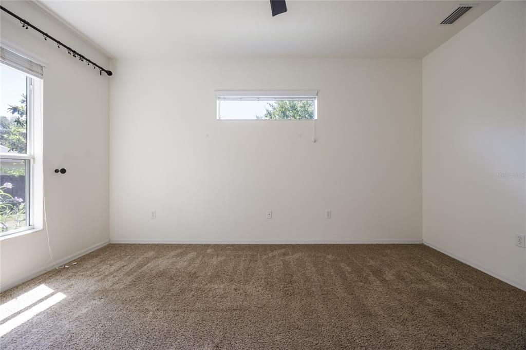 Active With Contract: $399,900 (4 beds, 3 baths, 2453 Square Feet)