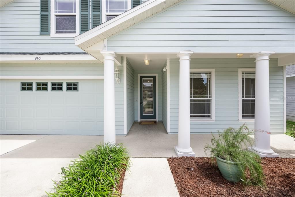 Active With Contract: $399,900 (4 beds, 3 baths, 2453 Square Feet)