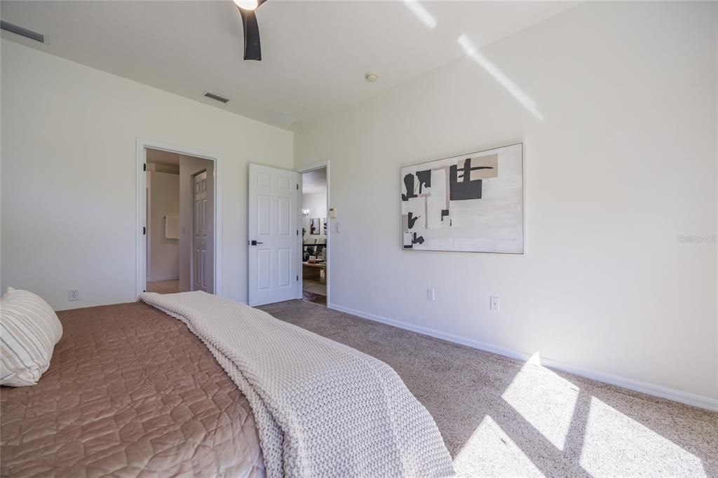 Active With Contract: $399,900 (4 beds, 3 baths, 2453 Square Feet)