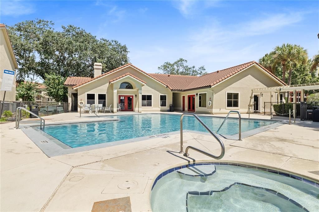 待售: $255,000 (2 贝兹, 2 浴室, 937 平方英尺)