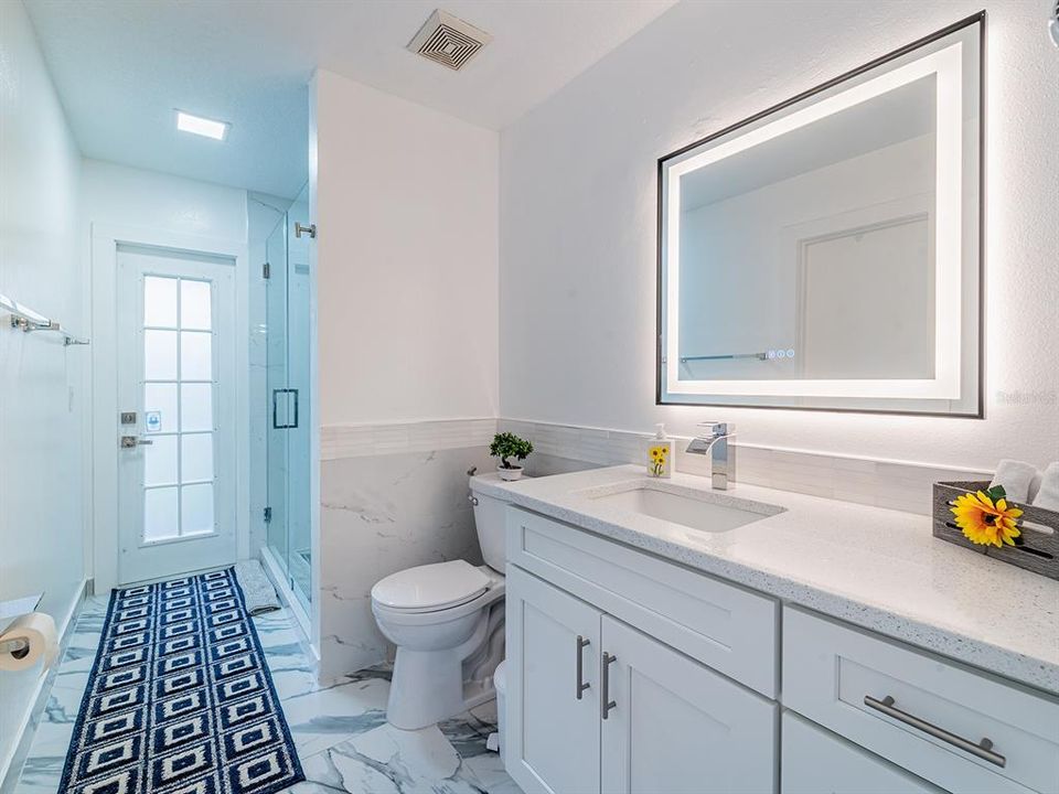 En Venta: $669,900 (5 camas, 3 baños, 2360 Pies cuadrados)