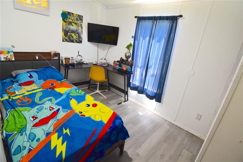 На продажу: $79,900 (3 спален, 2 ванн, 1120 Квадратных фут)