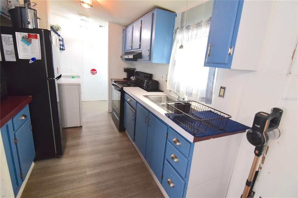 На продажу: $79,900 (3 спален, 2 ванн, 1120 Квадратных фут)