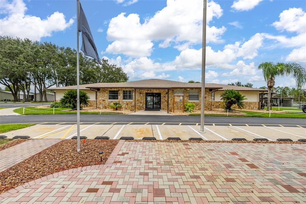 Activo con contrato: $169,000 (2 camas, 2 baños, 972 Pies cuadrados)